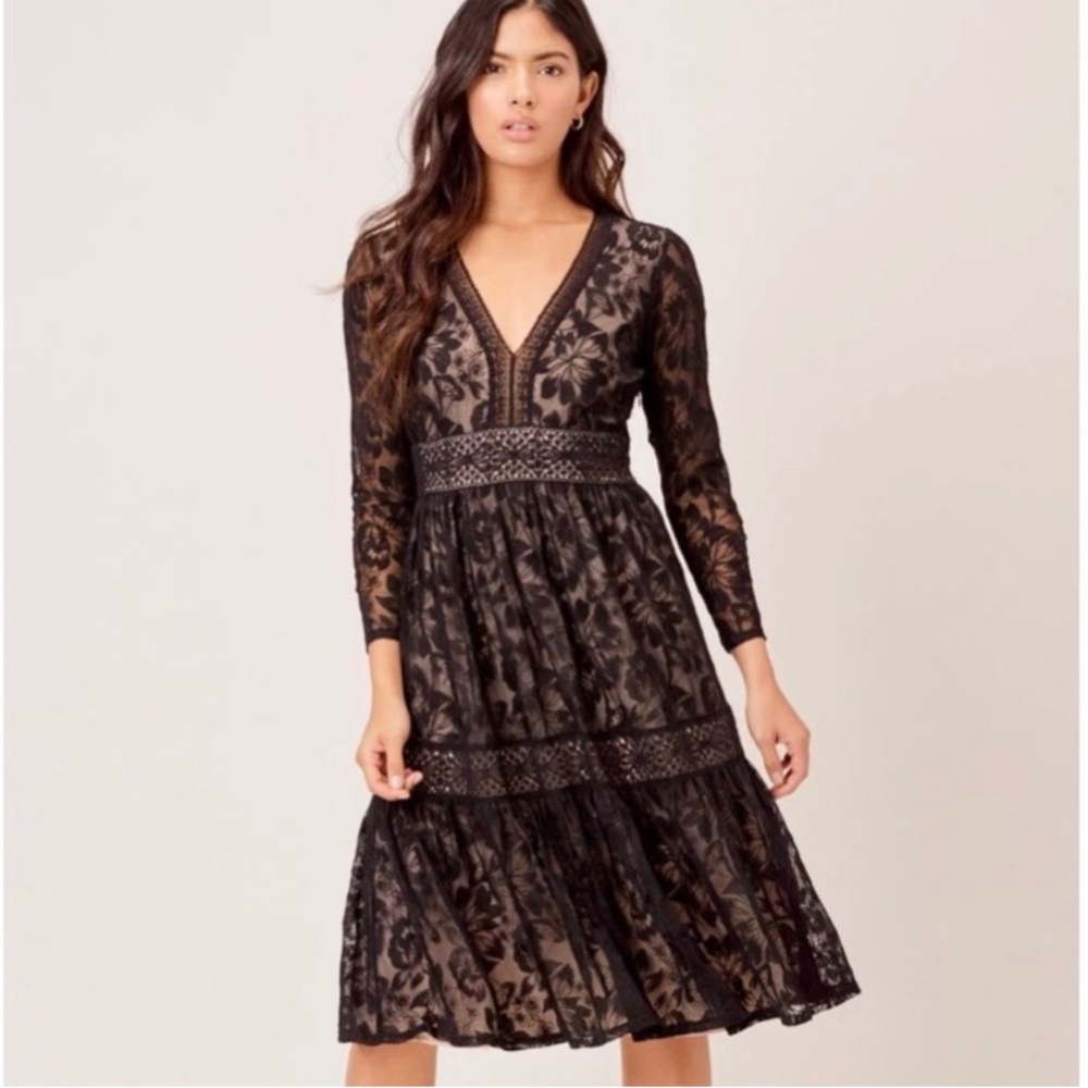 Size Snall Lovestitch Black Lace Midi Dress